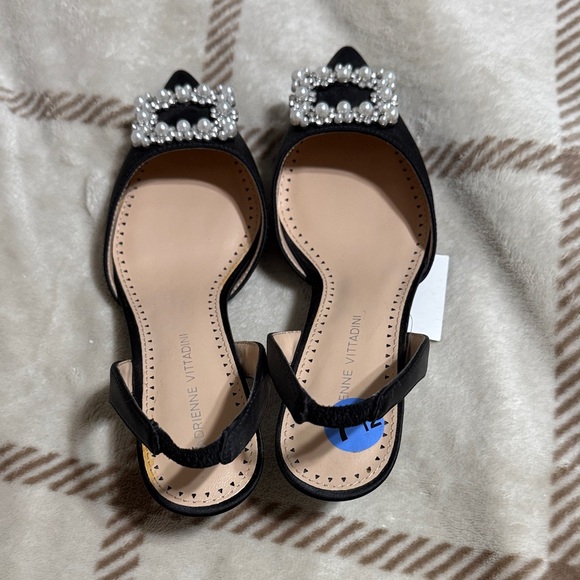 Adrienne Vittadini Elegant Black Slingback Heels with Pearl Embellishments - Picture 4 of 7